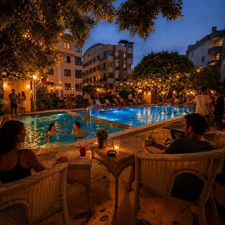 Antalya Bed & Breakfast Couette-café 4*